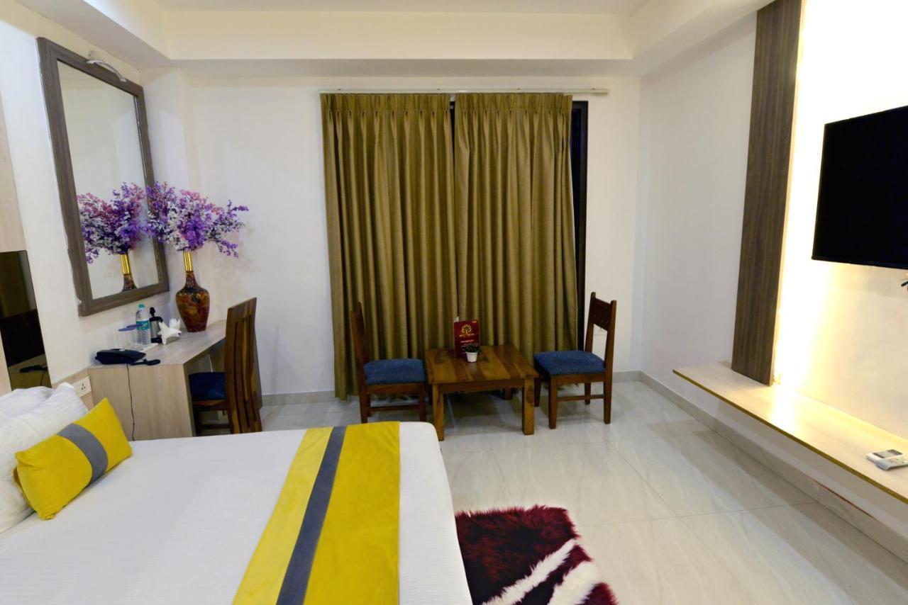 Hotel The Yellow Nayagaon Exterior photo